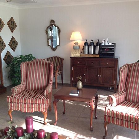 Ambassador Inn Fayetteville Ngoại thất bức ảnh