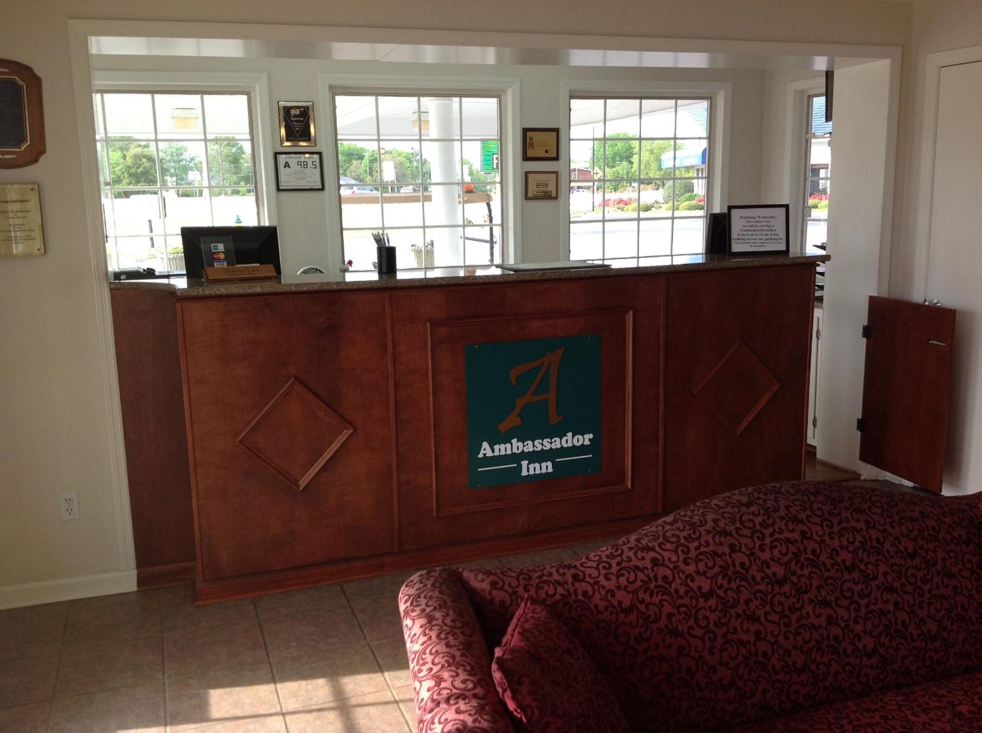 Ambassador Inn Fayetteville Ngoại thất bức ảnh
