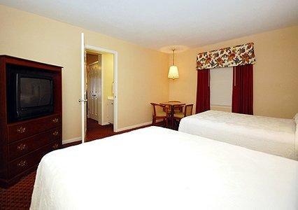 Ambassador Inn Fayetteville Phòng bức ảnh